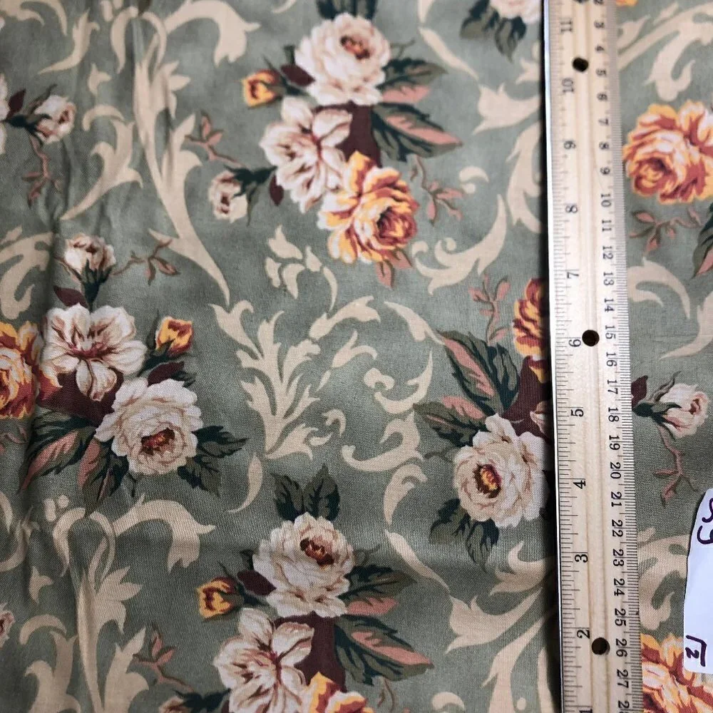 Quilt Cotton Fabric Material - 2 yards Sage Green Rose Floral #244-2
